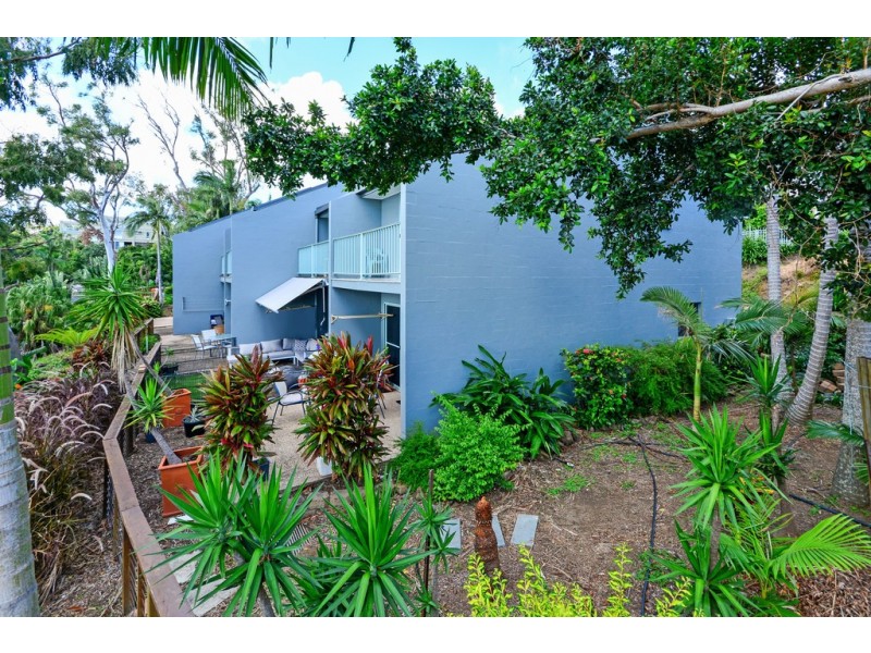 13/3 Banksia Court, Sunset Waters, Hamilton Island QLD 4803