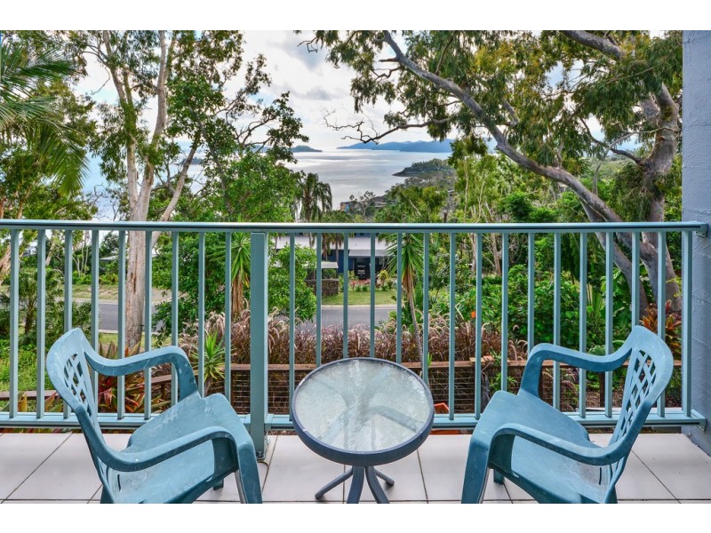 13/3 Banksia Court, Sunset Waters, Hamilton Island QLD 4803