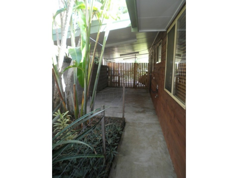 5 Katoota Court, Cannonvale QLD 4802