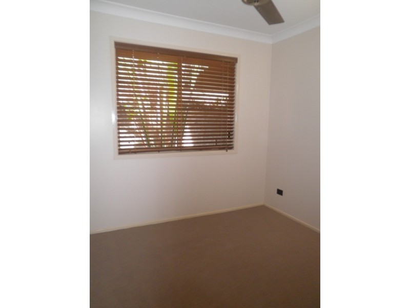 5 Katoota Court, Cannonvale QLD 4802