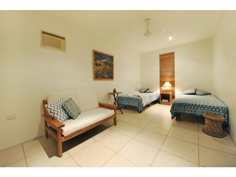 58 Ridgeview Road, Cannonvale QLD 4802