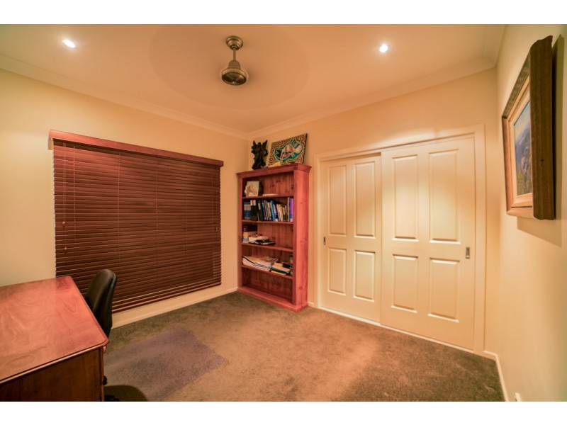 34 Sunset Drive, Jubilee Pocket QLD 4802