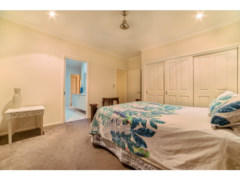 34 Sunset Drive, Jubilee Pocket QLD 4802