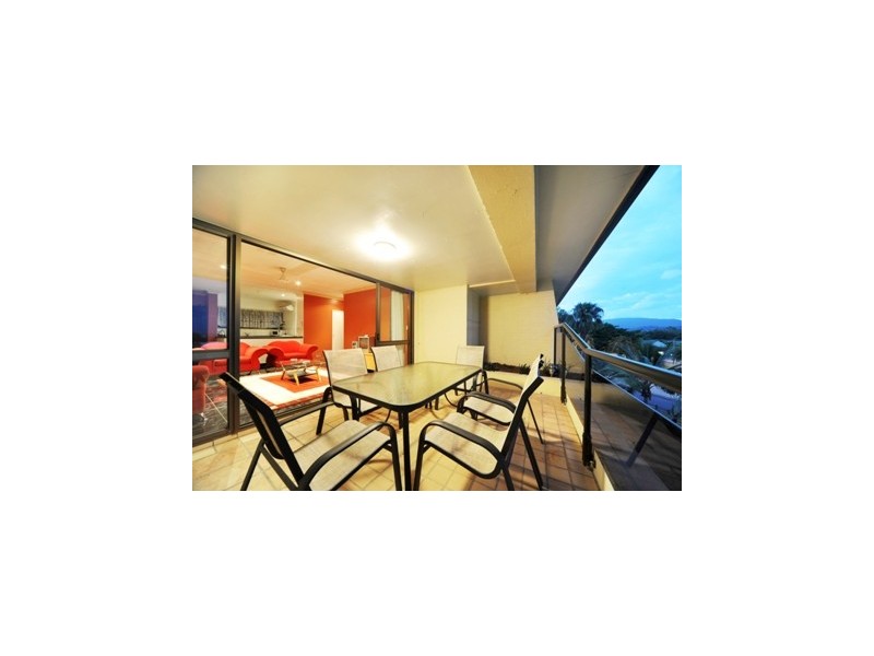 8/2 Eshelby Drive, Cannonvale QLD 4802