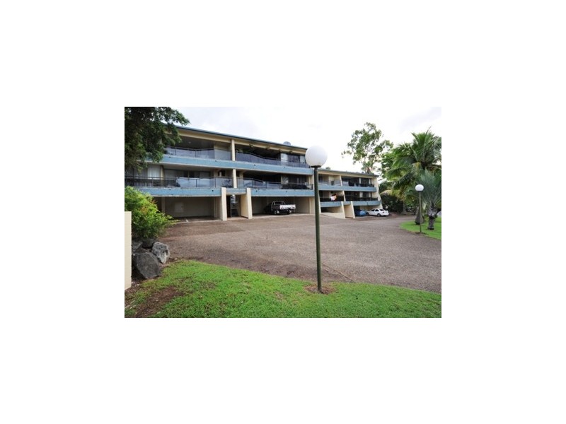 8/2 Eshelby Drive, Cannonvale QLD 4802