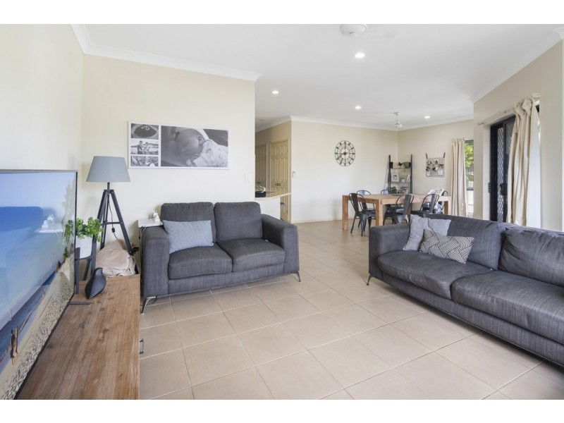 1/1 Ryben Court, Cannonvale QLD 4802