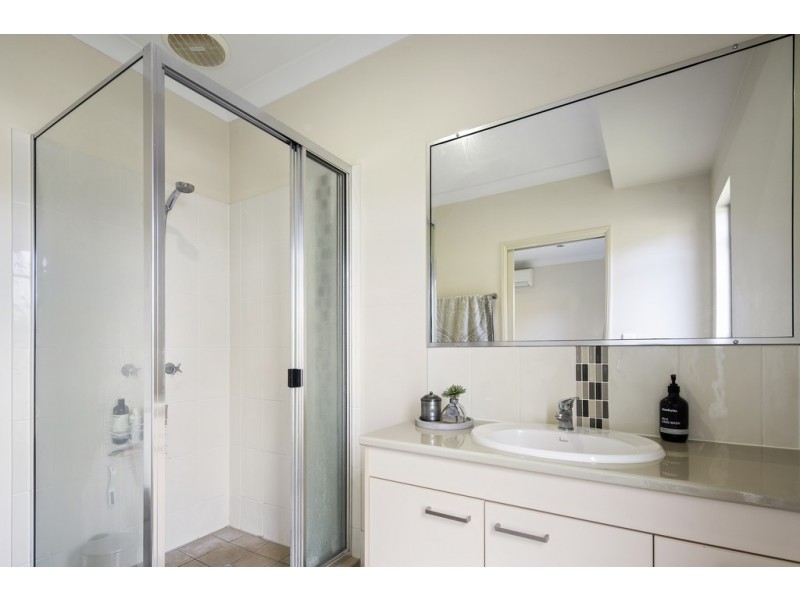 1/1 Ryben Court, Cannonvale QLD 4802