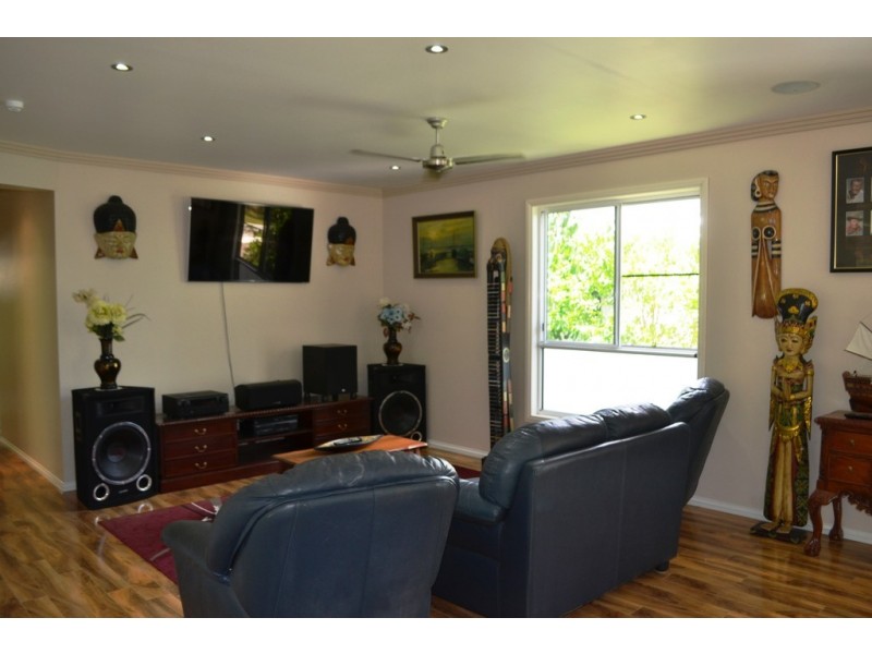 43 Smethurst Road, Mount Julian QLD 4800