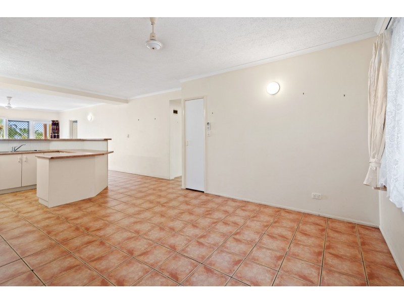 3/24 Island Drive, Cannonvale QLD 4802