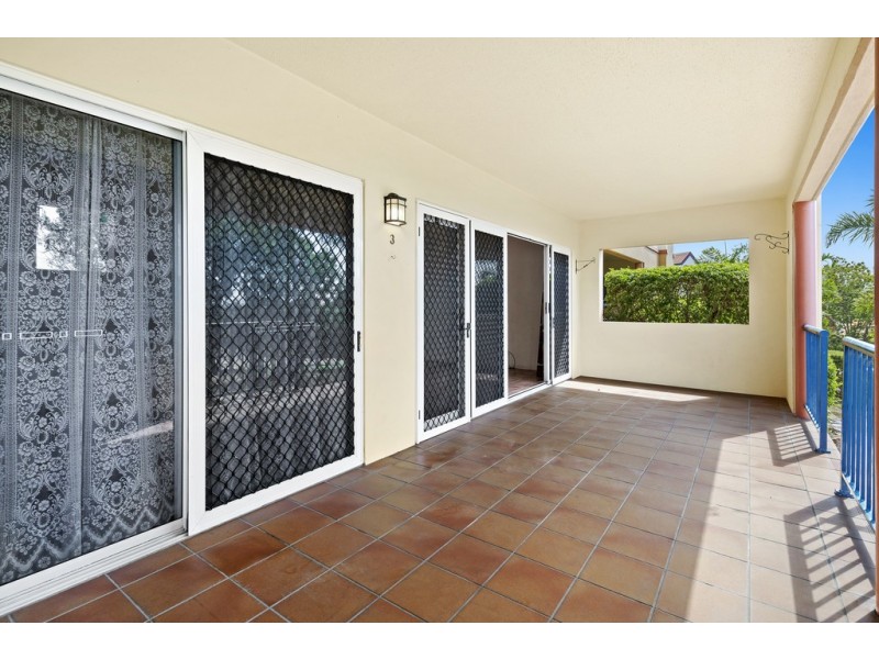 3/24 Island Drive, Cannonvale QLD 4802