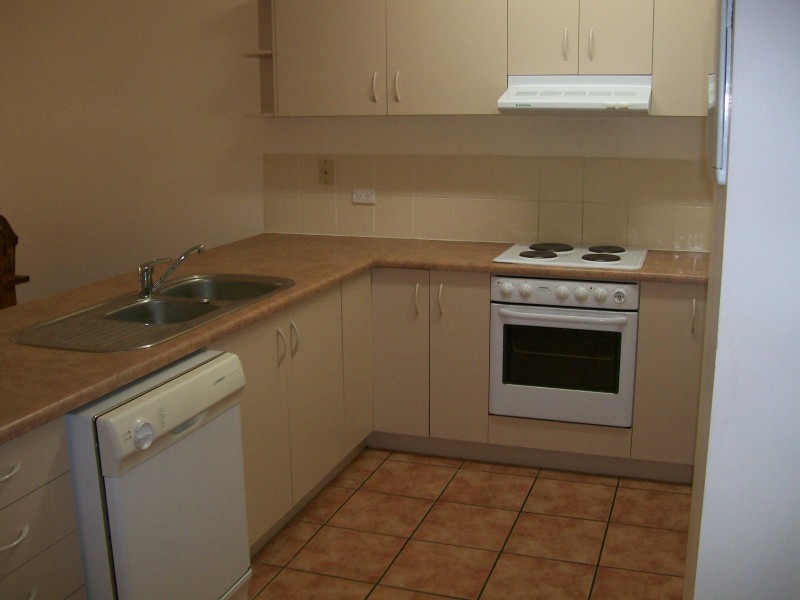 12/24 Island Drive, Cannonvale QLD 4802