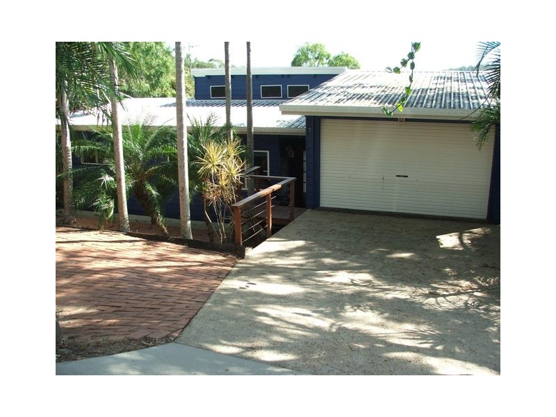 5 Warrain Street, Shute Harbour QLD 4802
