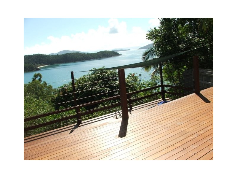 5 Warrain Street, Shute Harbour QLD 4802