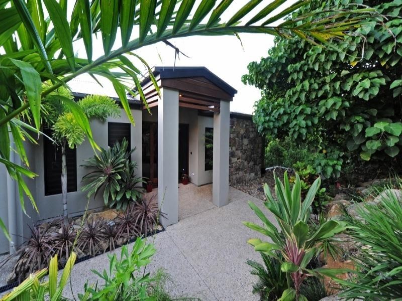 13 Stonehaven, Airlie Beach QLD 4802