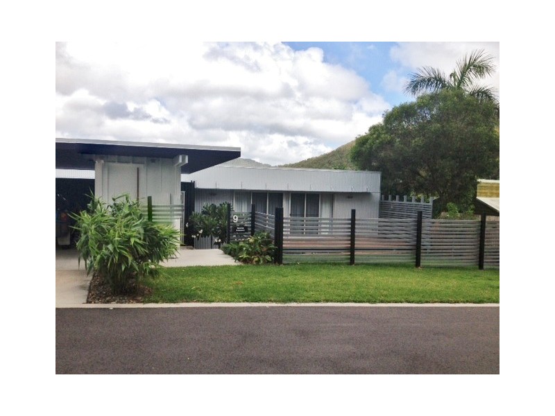 9 Neerim Crescent, Shute Harbour QLD 4802