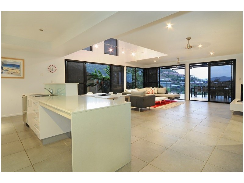 14 Stonehaven Court, Airlie Beach QLD 4802