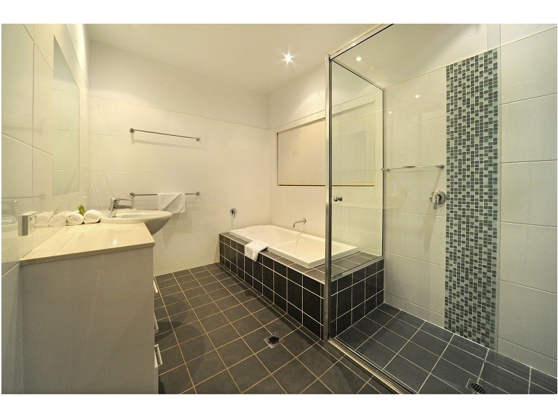 14 Stonehaven Court, Airlie Beach QLD 4802