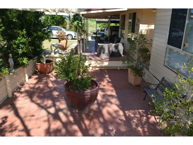 51 Bennett Road, Strathdickie QLD 4800