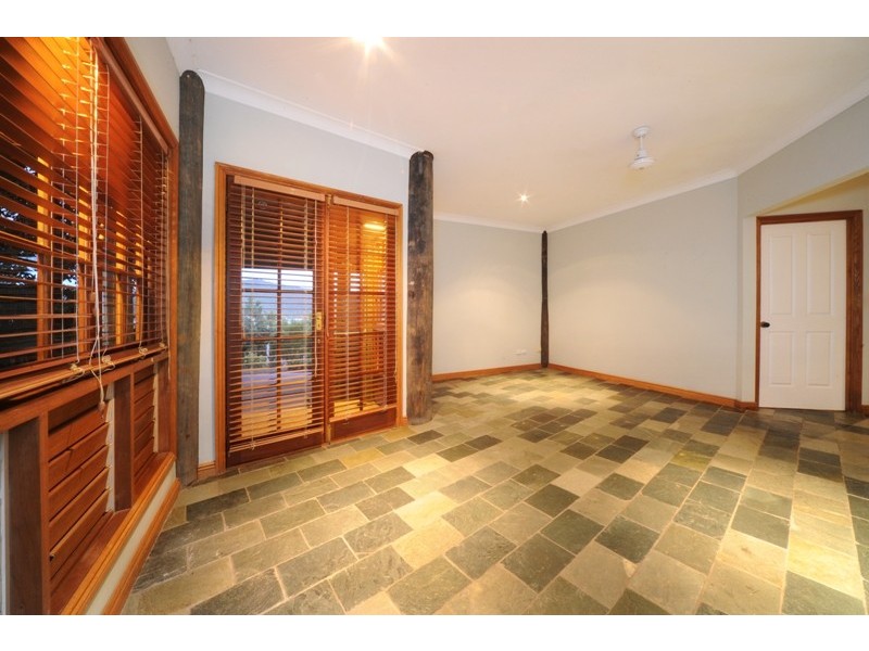 1 Mazlin Street, Airlie Beach QLD 4802