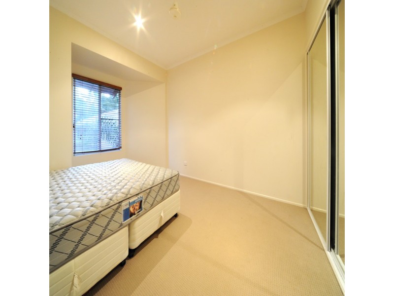 2/6 Salmon Court, Cannonvale QLD 4802