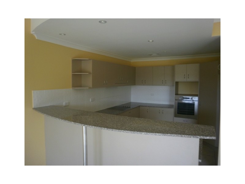 2/152 Shute Harbour Road, Cannonvale QLD 4802