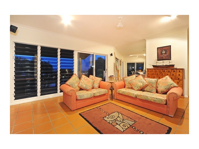 2 Airlie Crescent, Airlie Beach QLD 4802