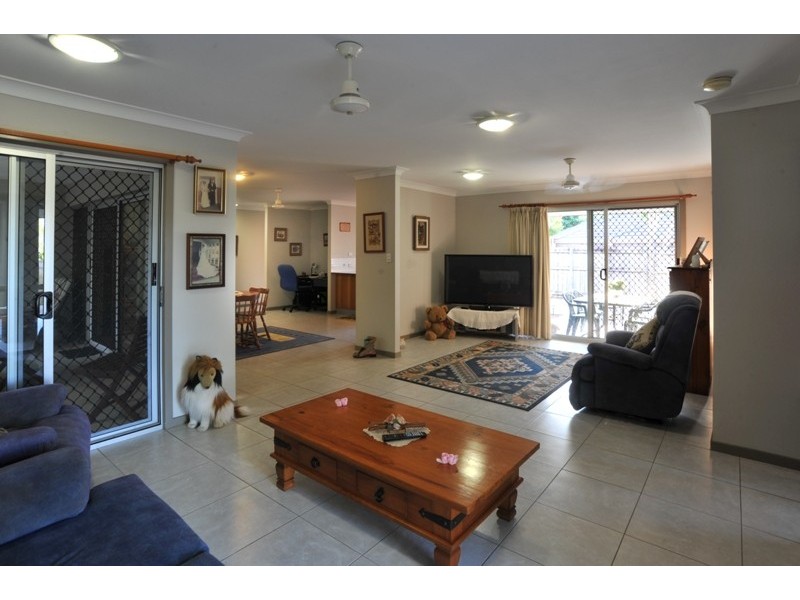 14 Wills Court, Cannonvale QLD 4802