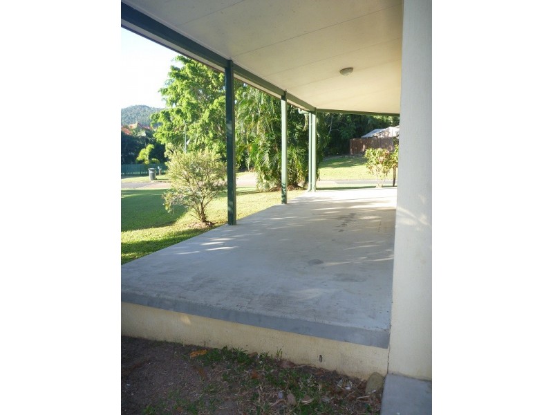 4 Sandpiper Cres, Jubilee Pocket QLD 4802