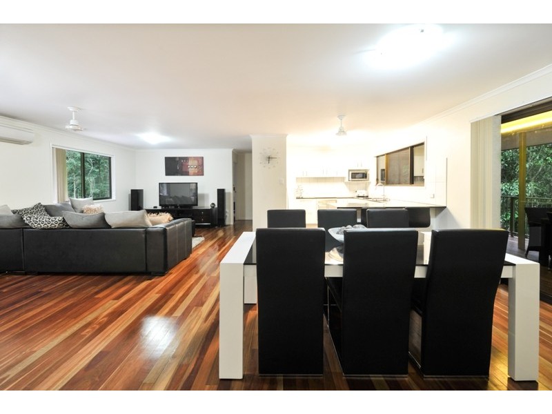 133 Kookaburra Drive, Cannon Valley QLD 4800