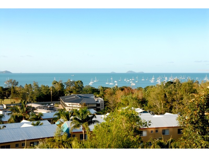 130/4 Eshelby Drive, Cannonvale QLD 4802