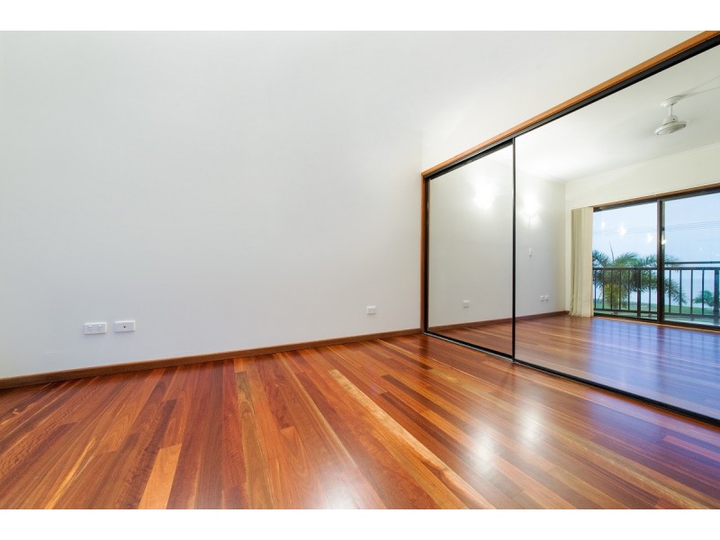 5/36 Coral Esplanade, Cannonvale QLD 4802