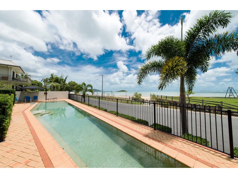 5/36 Coral Esplanade, Cannonvale QLD 4802