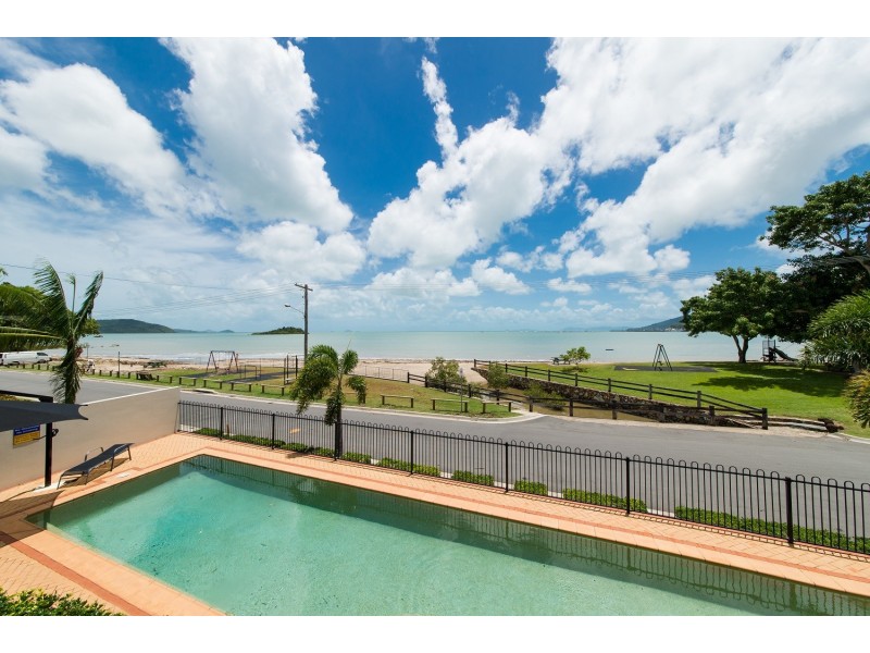 5/36 Coral Esplanade, Cannonvale QLD 4802