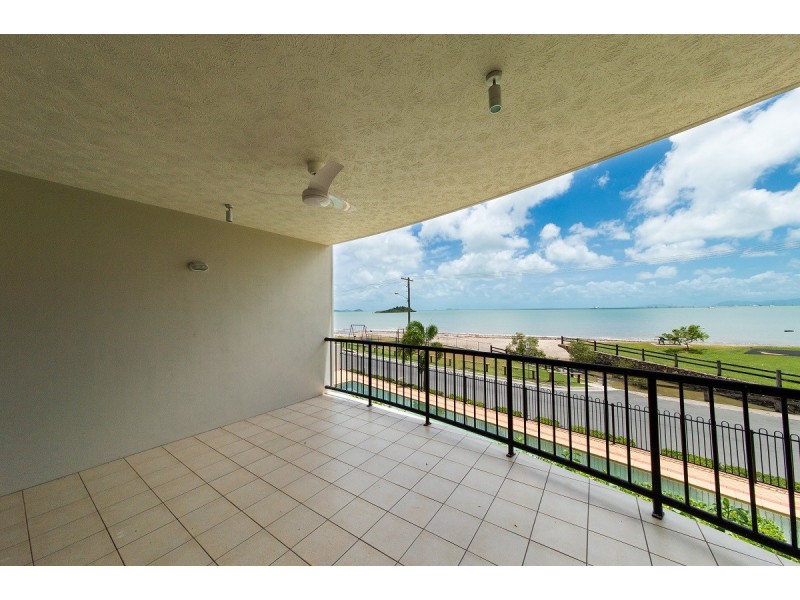 5/36 Coral Esplanade, Cannonvale QLD 4802