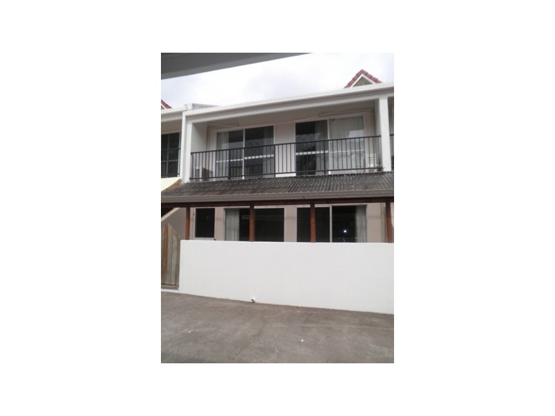 9/9 Erromango Drive, Jubilee Pocket QLD 4802