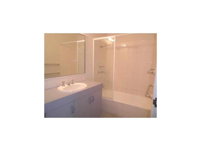 9/9 Erromango Drive, Jubilee Pocket QLD 4802