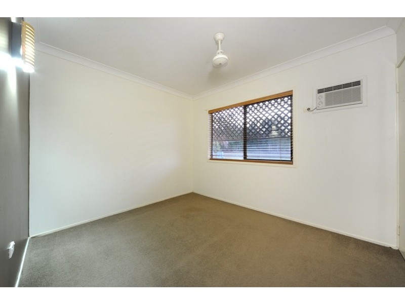 2/11 Tropic Road, Cannonvale QLD 4802