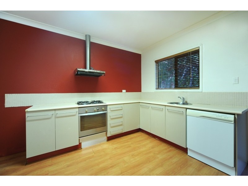 2/11 Tropic Road, Cannonvale QLD 4802