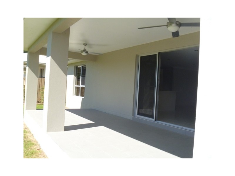 7 Endeavour Circuit, Cannonvale QLD 4802