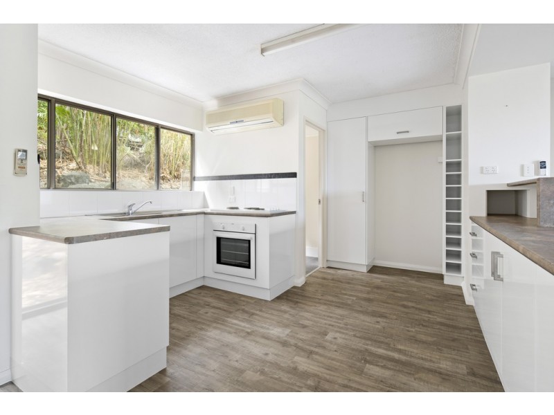 108/2 Eshelby Drive, Cannonvale QLD 4802