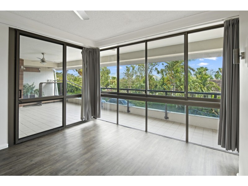 108/2 Eshelby Drive, Cannonvale QLD 4802