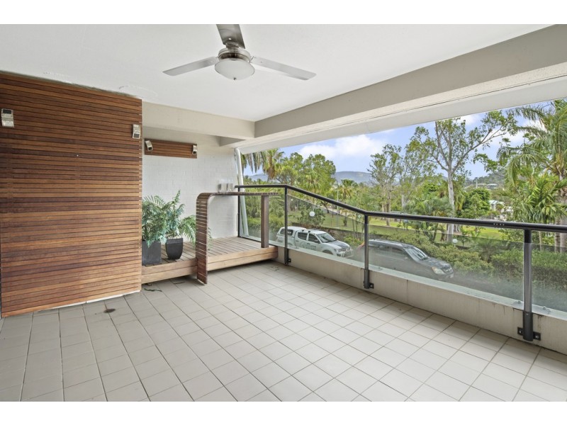 108/2 Eshelby Drive, Cannonvale QLD 4802