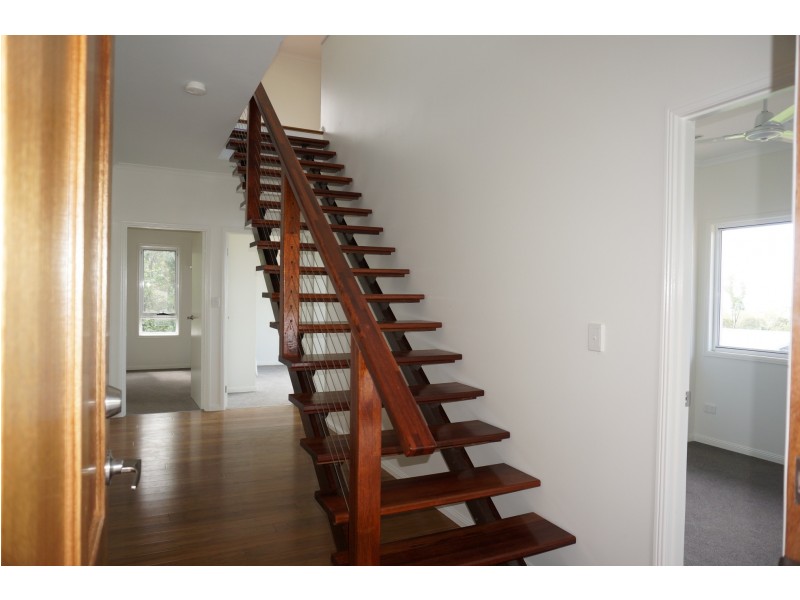 9/13 Border Drive, Cannonvale QLD 4802