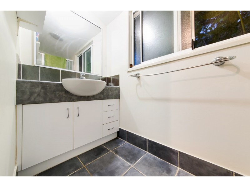 7 South Molle Boulevard, Cannonvale QLD 4802