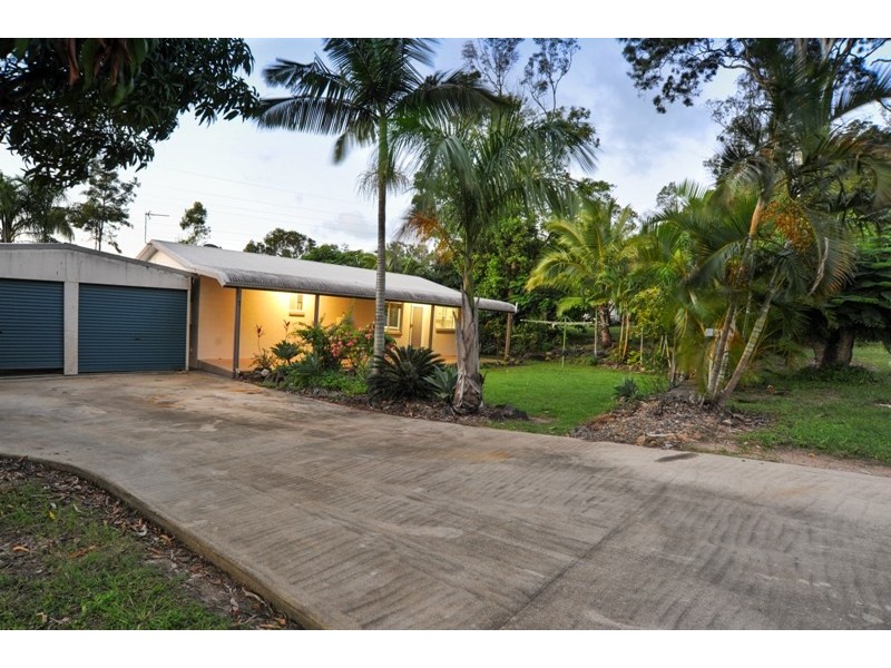 5 William Close, Cannonvale QLD 4802