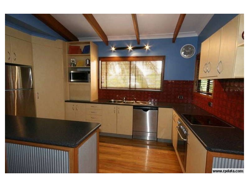 5 Wambiri Street, Cannonvale QLD 4802