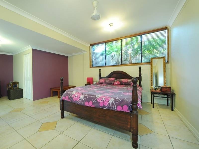 52 Country Road, Cannonvale QLD 4802