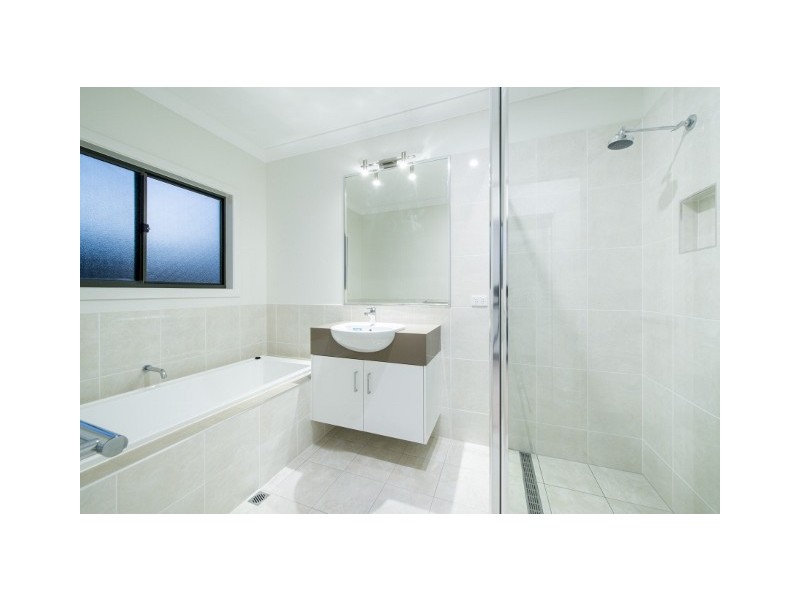 49 Twin Creek Court, Cannonvale QLD 4802