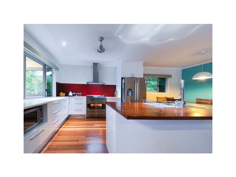 4 Armada Crescent, Jubilee Pocket QLD 4802