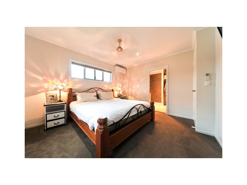 4 Armada Crescent, Jubilee Pocket QLD 4802